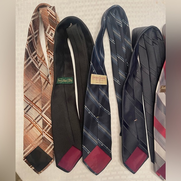 8 assorted mens ties - Picture 4 of 5